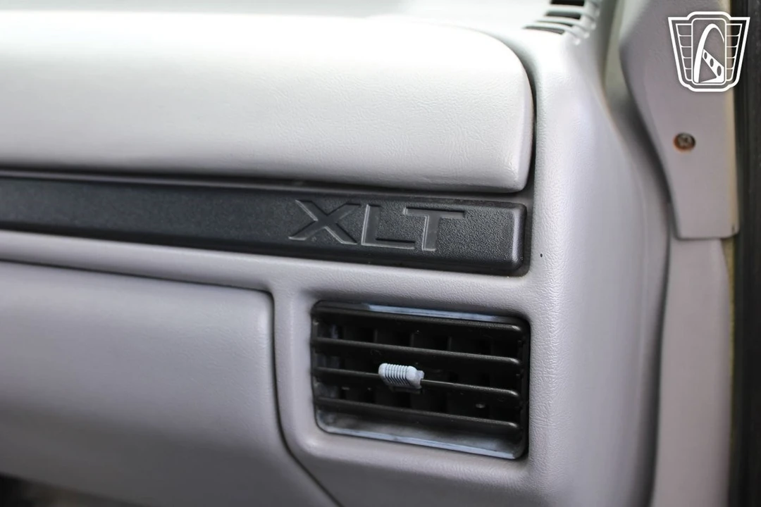 1996 Ford F-Series 9th Gen - Image 3 of 21