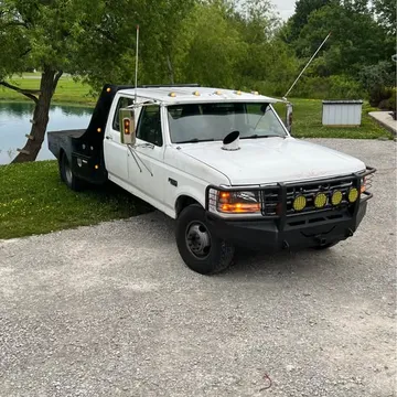 1996 Ford F-350 XLT Pickup 4D 8 ft