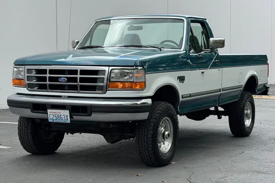 1996 Ford F-350 XLT Power Stroke 4×4 5-Speed