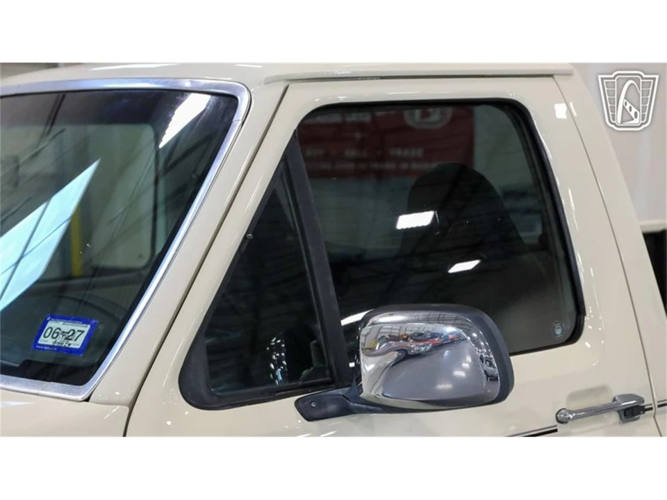 1996 Ford F-Series 9th Gen - Image 26 of 31