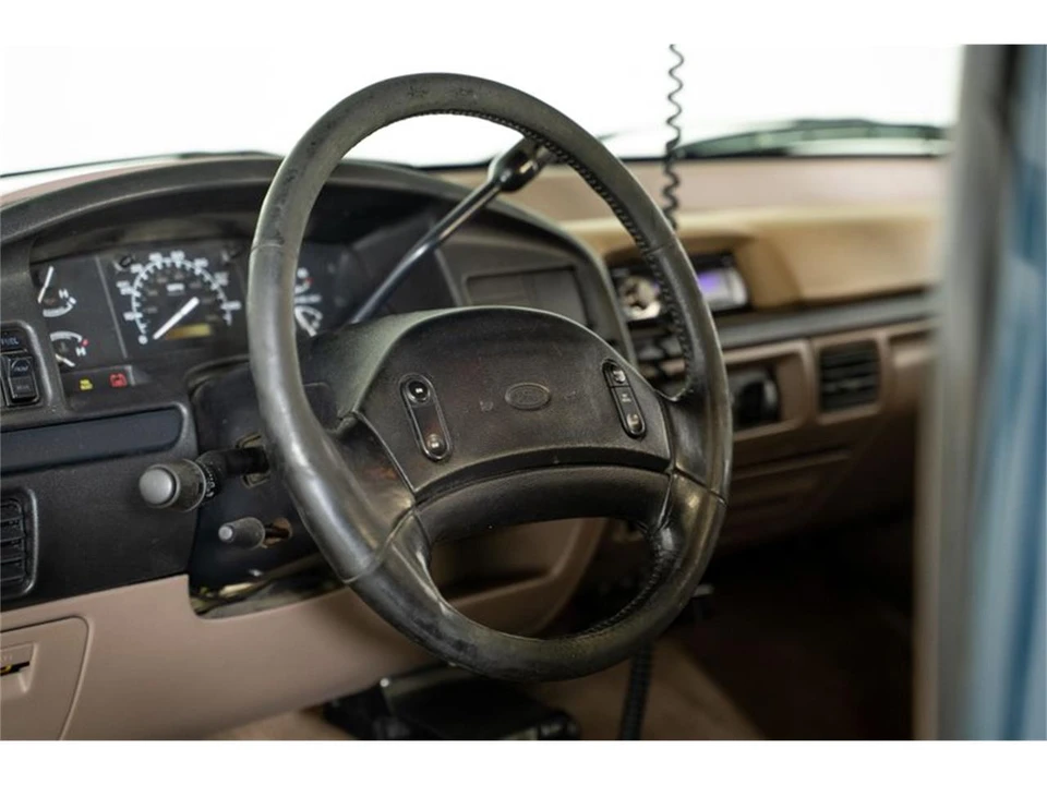 1996 Ford F-Series 9th Gen - Image 17 of 31