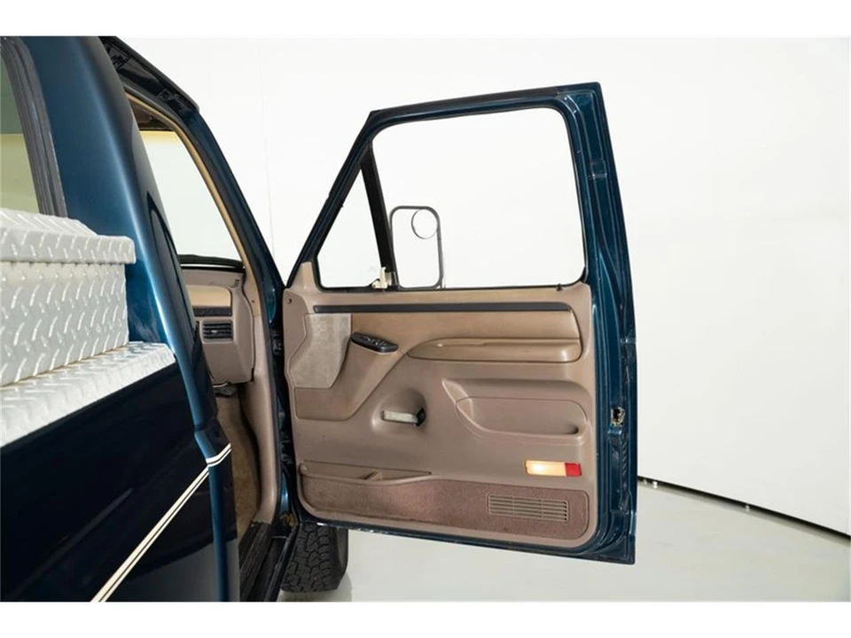 1996 Ford F-Series 9th Gen - Image 27 of 31