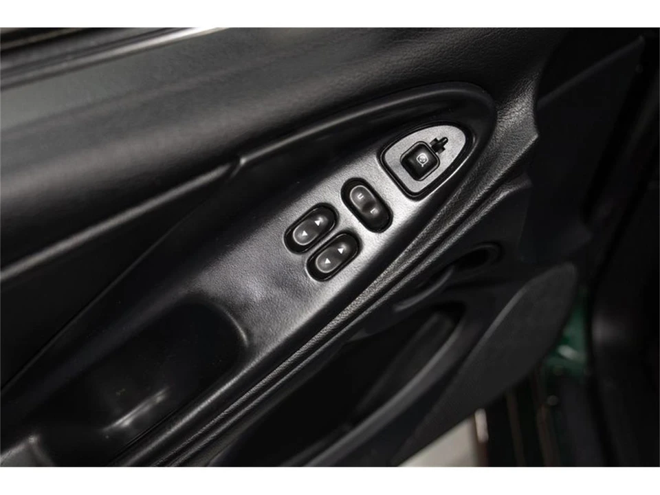 1996 Ford SN95 Mustang - Image 25 of 30