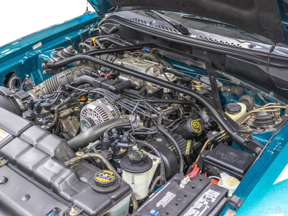 1996 Ford SN95 Mustang - Image 14 of 24