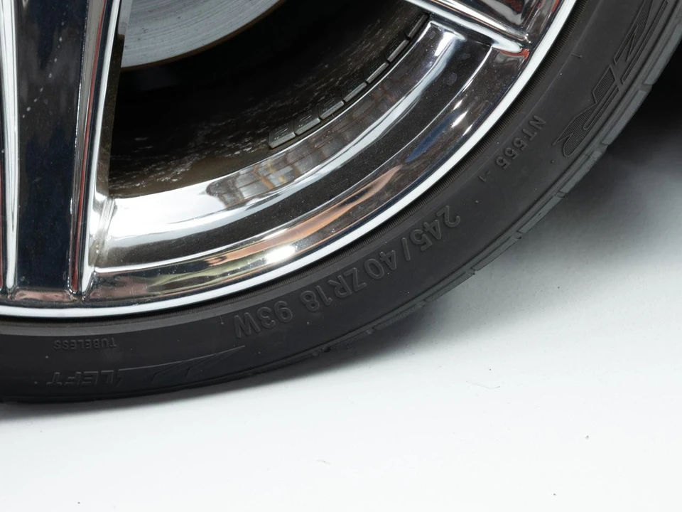 1996 Ford SN95 Mustang Cobra - Image 30 of 31
