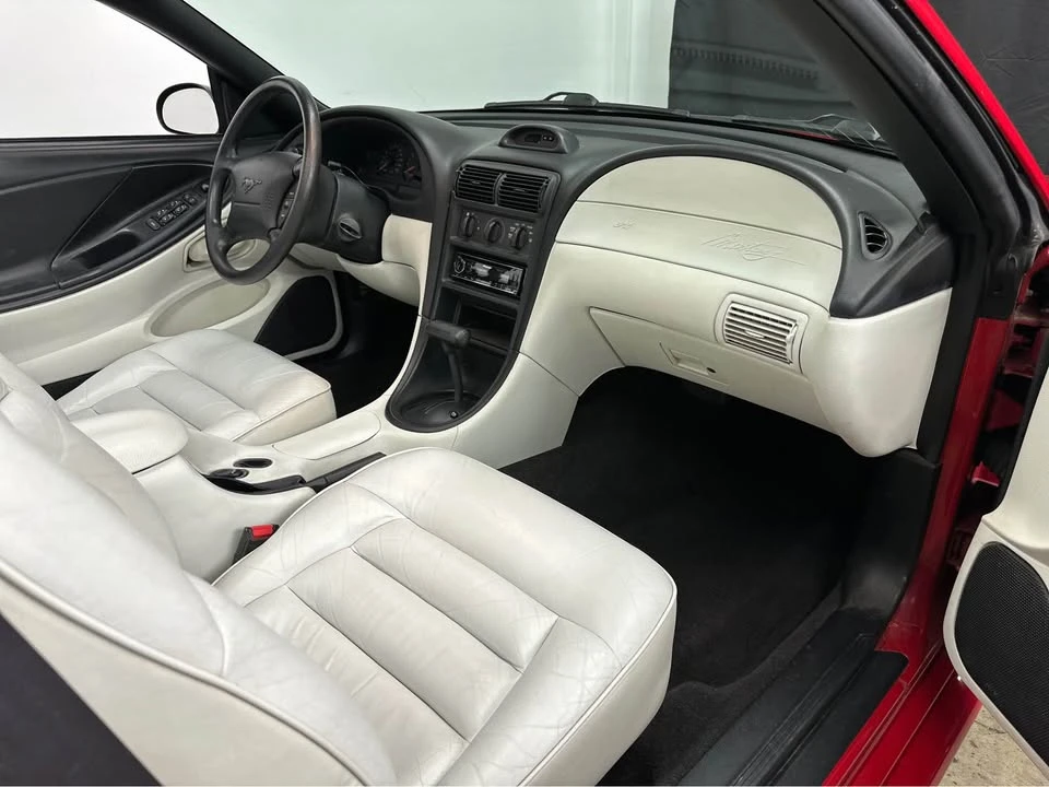 1996 Ford SN95 Mustang - Image 11 of 12