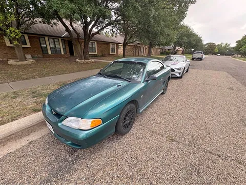 1996 Ford Mustang Coupe 2D