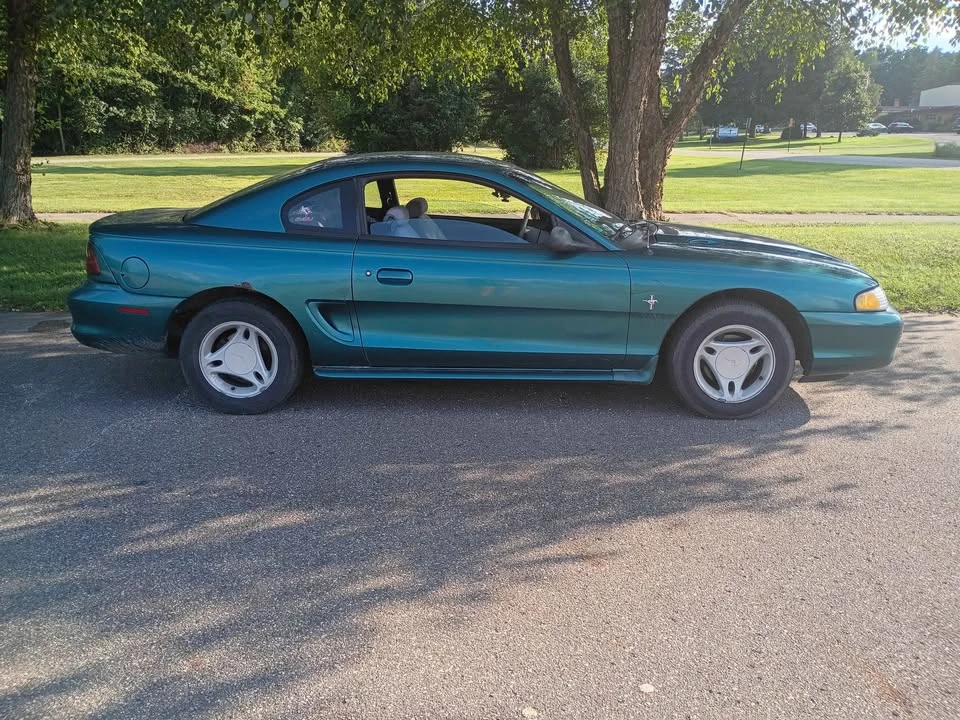 1996 Ford SN95 Mustang - Image 2 of 9
