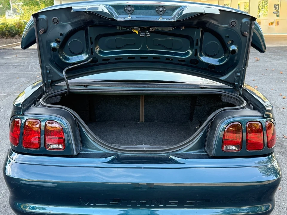 1996 Ford SN95 Mustang - Image 13 of 21