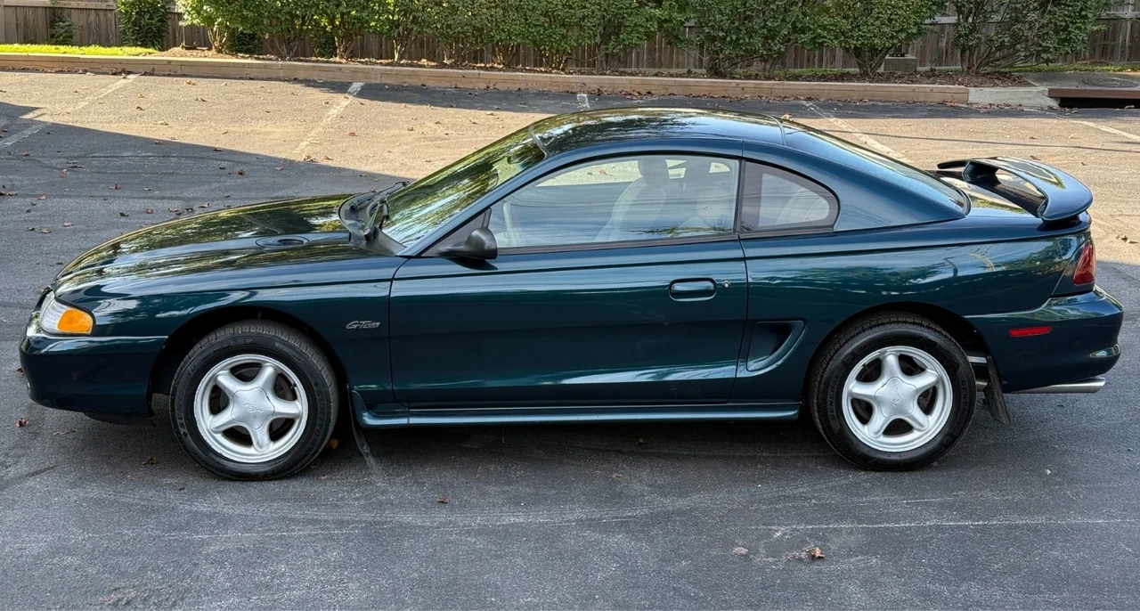 1996 Ford SN95 Mustang - Image 2 of 21