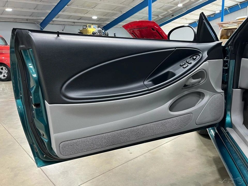 1996 Ford SN95 Mustang - Image 11 of 24