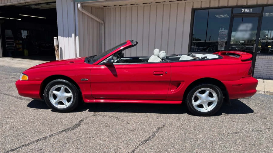 1996 Ford SN95 Mustang - Image 11 of 18