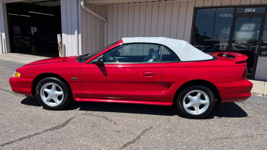 1996 Ford SN95 Mustang - Image 2 of 18