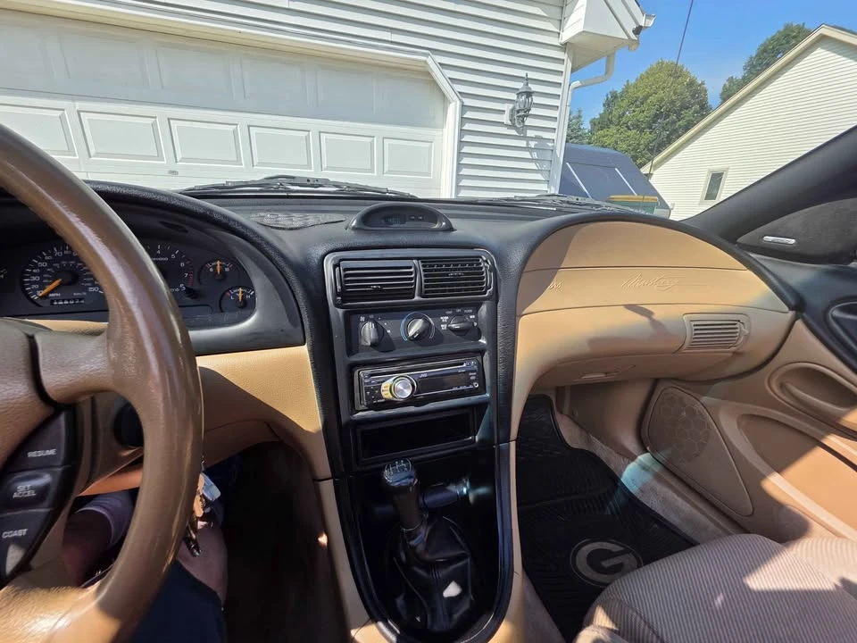 1996 Ford SN95 Mustang - Image 8 of 9
