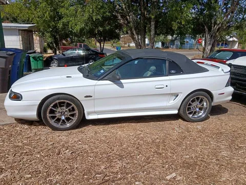 1996 Ford Mustang GT Convertible 2D