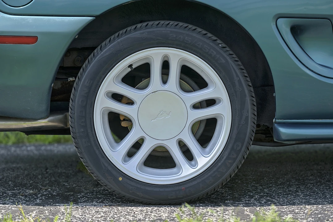 1996 Ford SN95 Mustang - Image 27 of 31