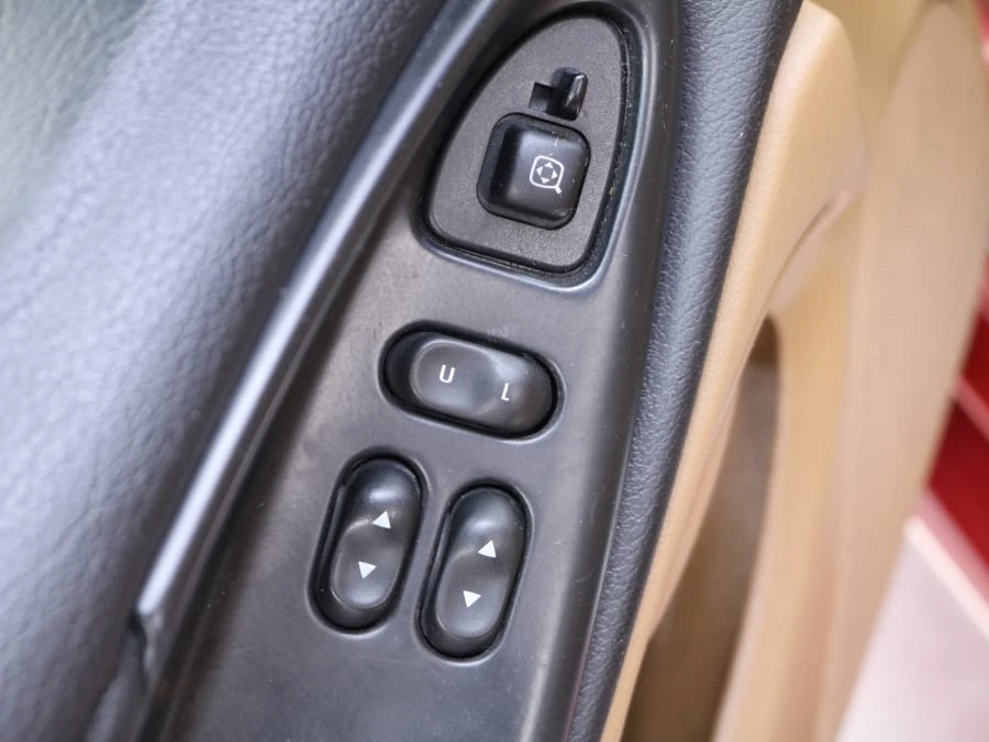 1996 Ford SN95 Mustang Cobra - Image 30 of 31