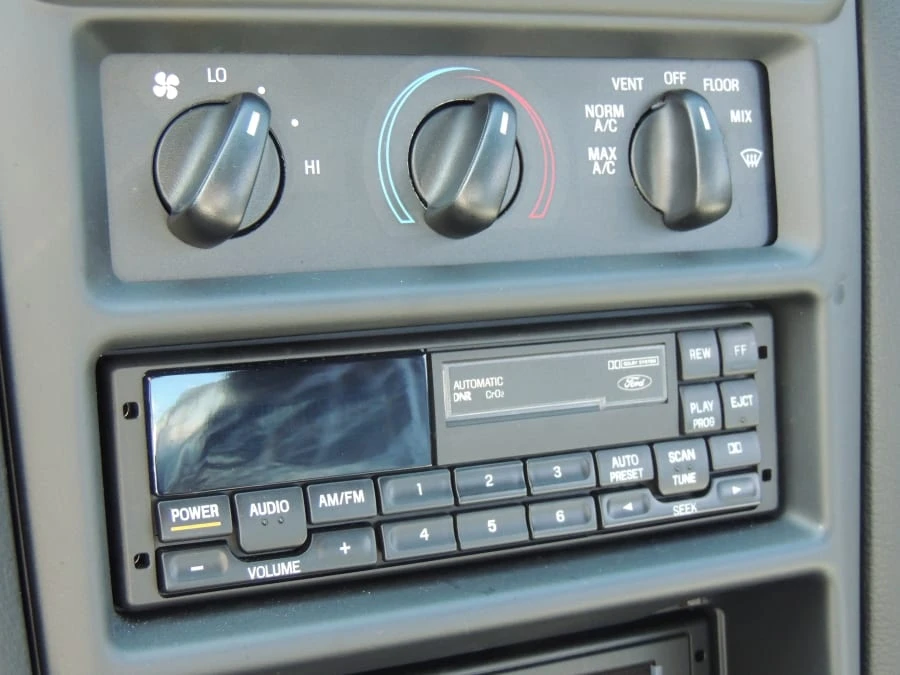 1996 Ford SN95 Mustang Cobra - Image 8 of 12