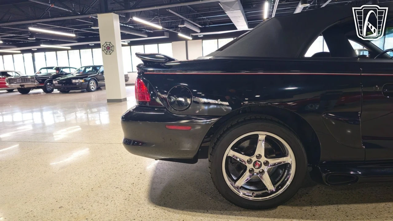 1996 Ford SN95 Mustang Cobra - Image 24 of 31