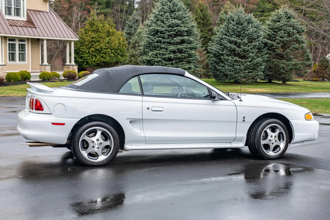 1996 Ford SN95 Mustang Cobra - Image 13 of 31