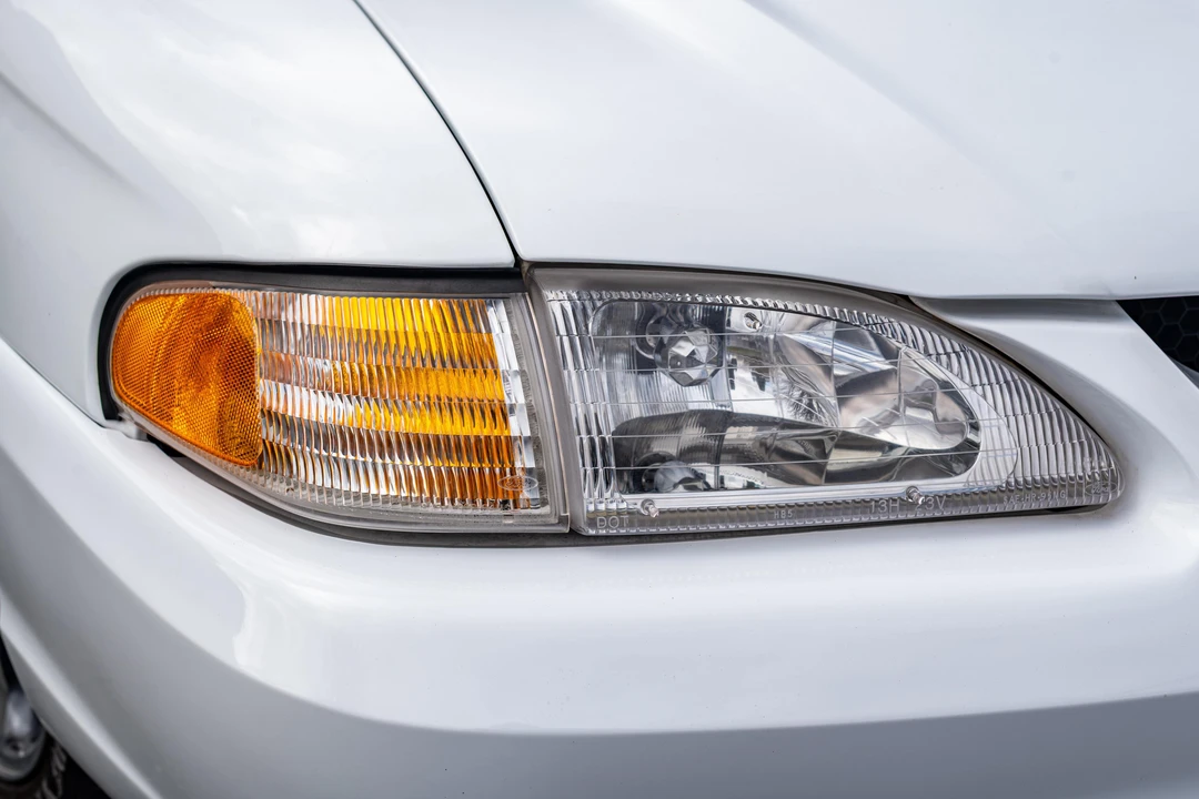 1996 Ford SN95 Mustang Cobra - Image 24 of 31