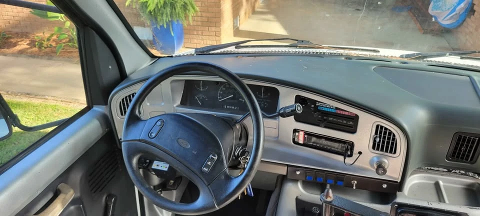 1996 Ford Econoline Van - Image 16 of 20