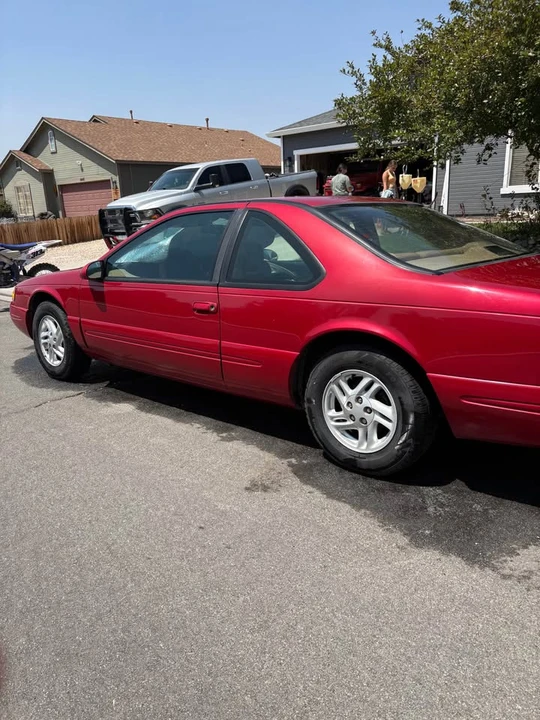 1996 Ford Thunderbird 10th Gen - Image 5 of 10