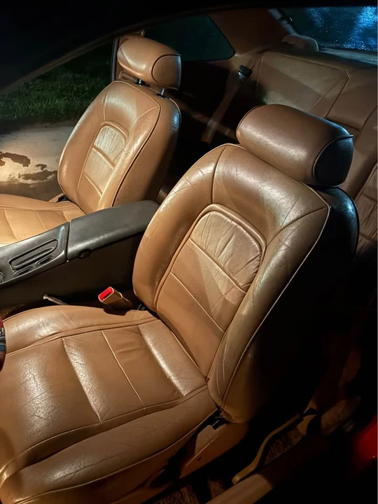 1996 Ford Thunderbird 10th Gen - Image 6 of 10
