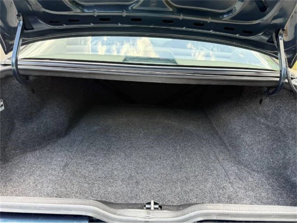 1996 Ford Thunderbird 10th Gen - Image 2 of 22