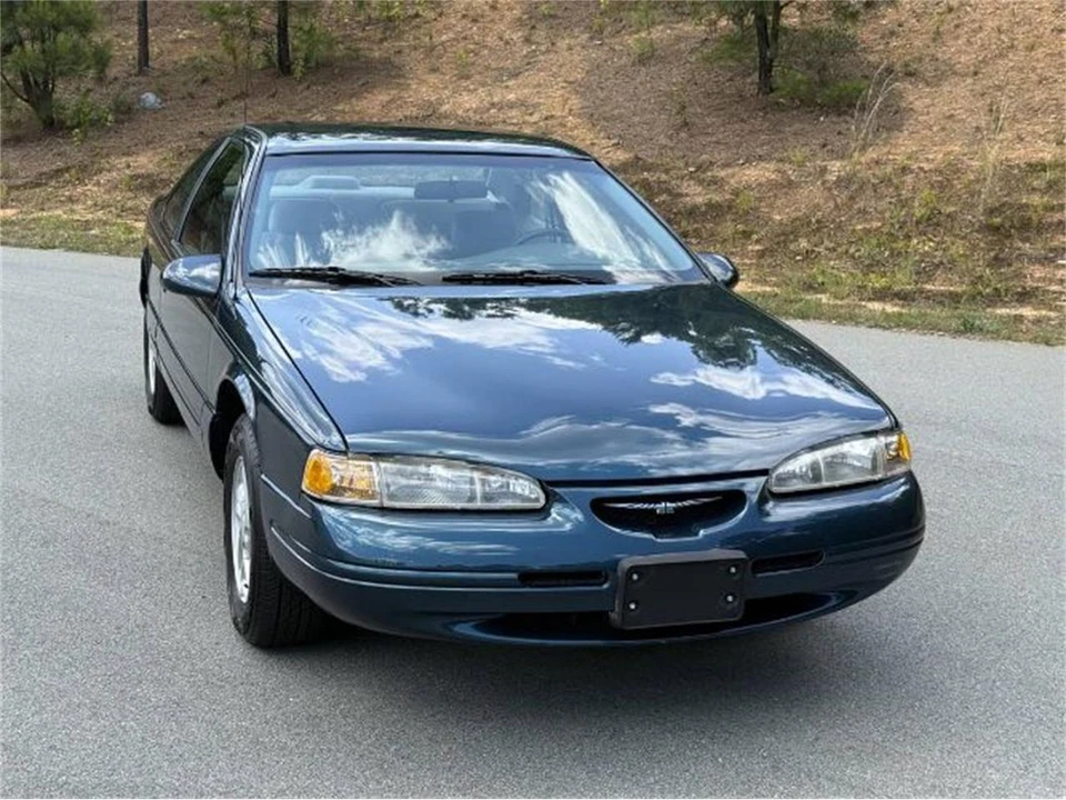 1996 Ford Thunderbird 10th Gen - Image 18 of 22