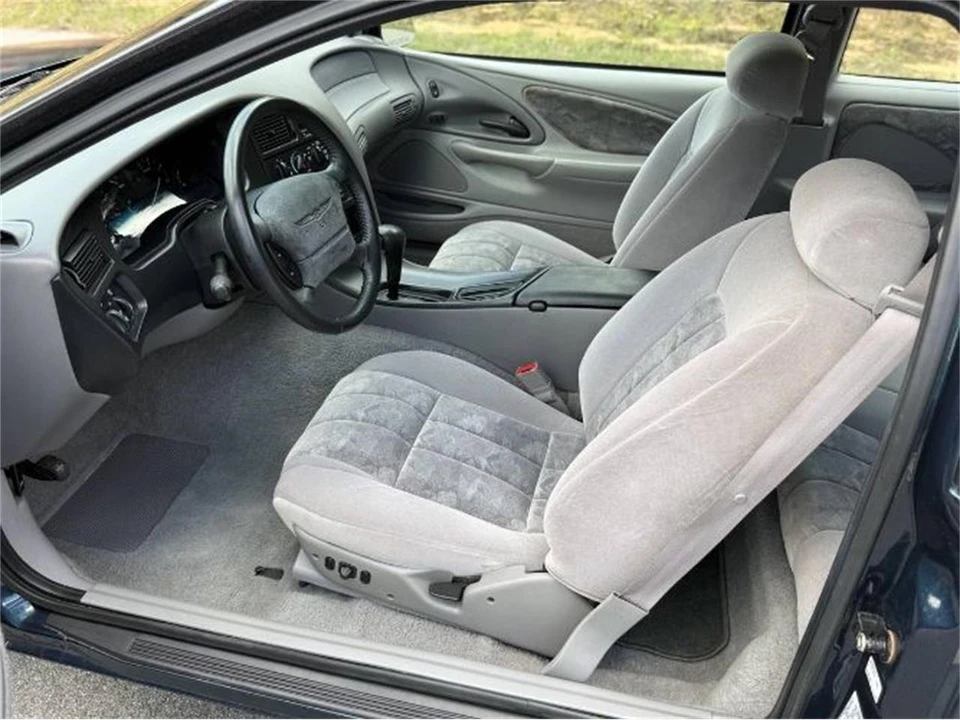 1996 Ford Thunderbird 10th Gen - Image 8 of 22