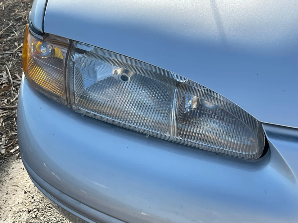 1996 Ford Thunderbird 10th Gen - Image 23 of 31