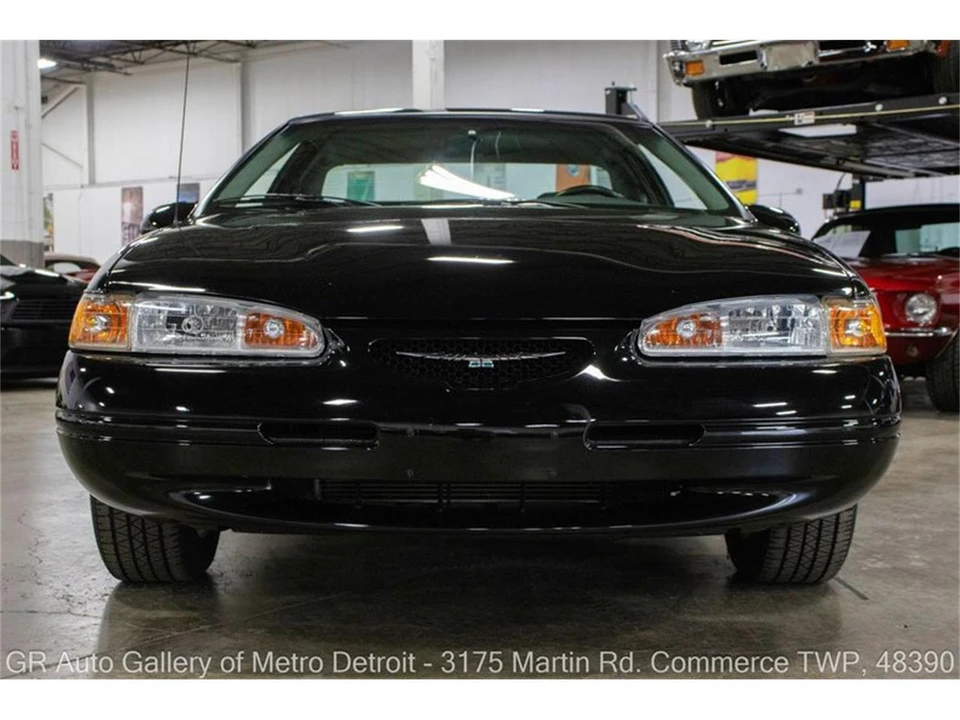 1996 Ford Thunderbird 10th Gen - Image 12 of 31