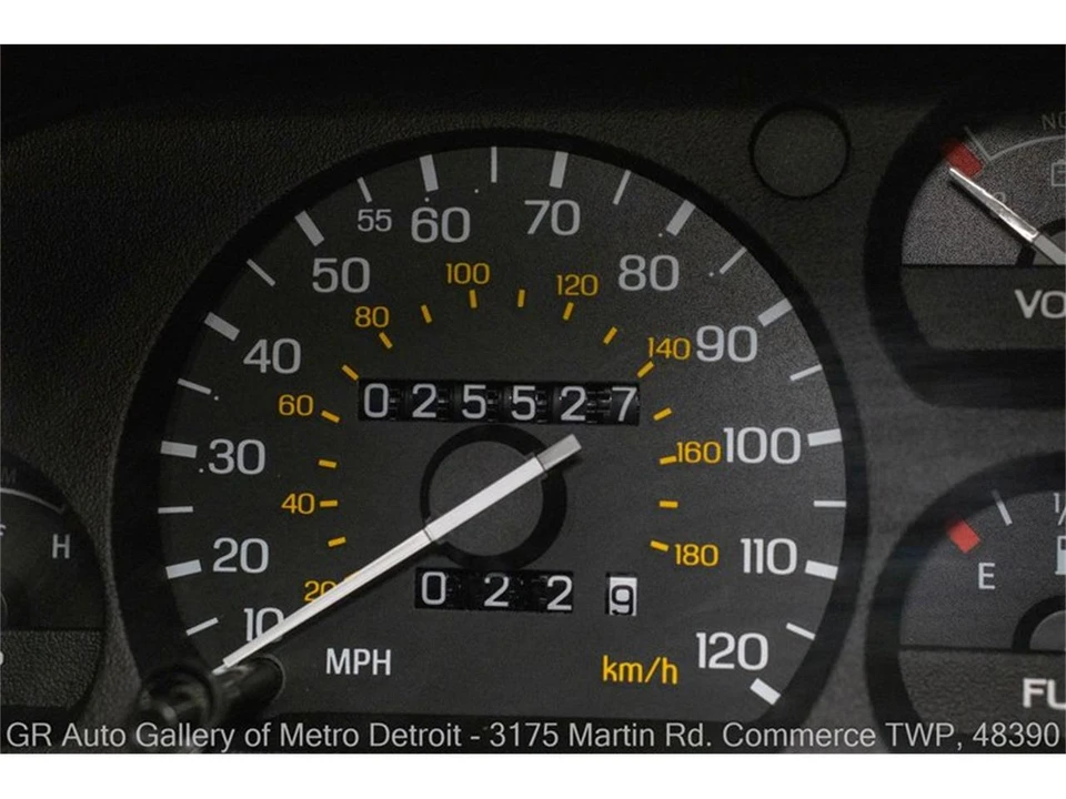 1996 Ford Thunderbird 10th Gen - Image 18 of 31