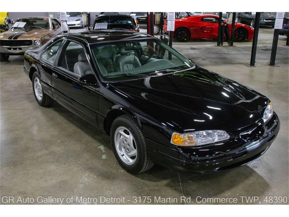 1996 Ford Thunderbird 10th Gen - Image 9 of 31