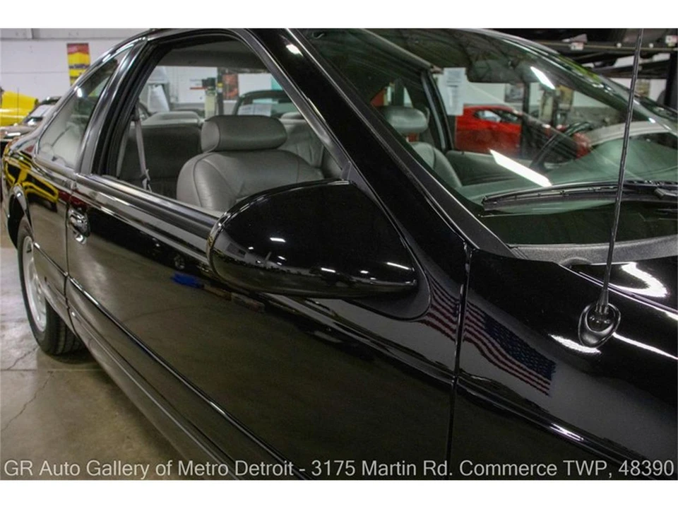 1996 Ford Thunderbird 10th Gen - Image 30 of 31