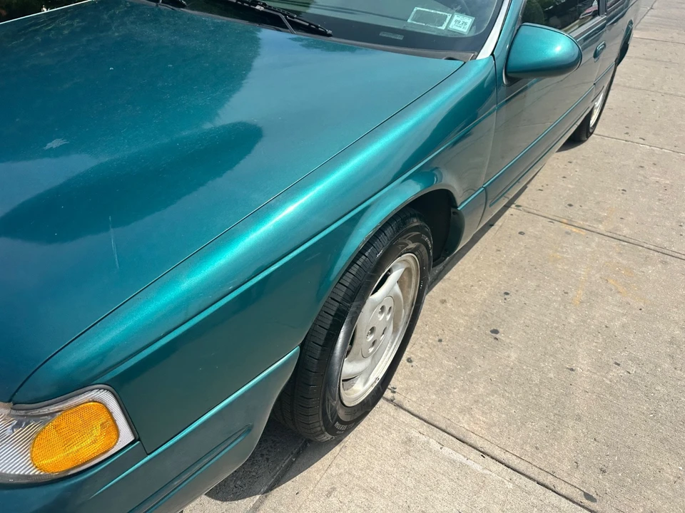 1996 Ford Thunderbird 10th Gen - Image 11 of 21