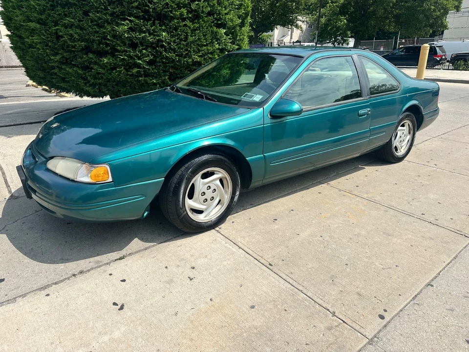 1996 Ford Thunderbird 10th Gen - Image 3 of 21