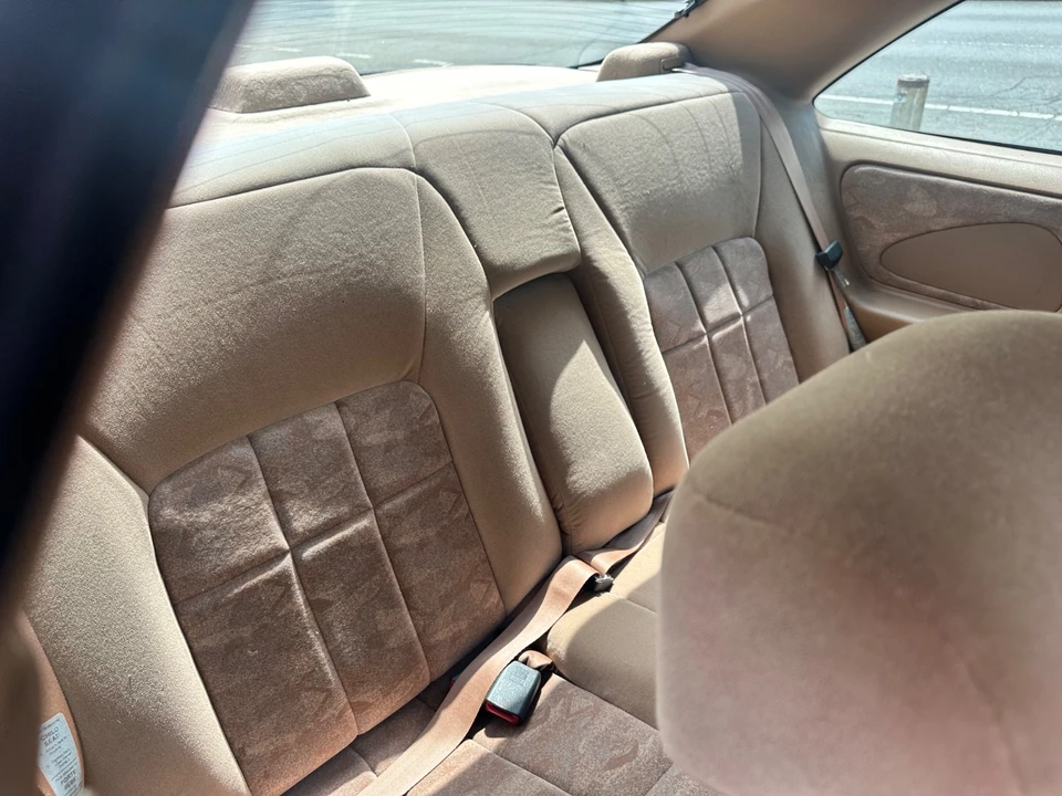 1996 Ford Thunderbird 10th Gen - Image 18 of 21