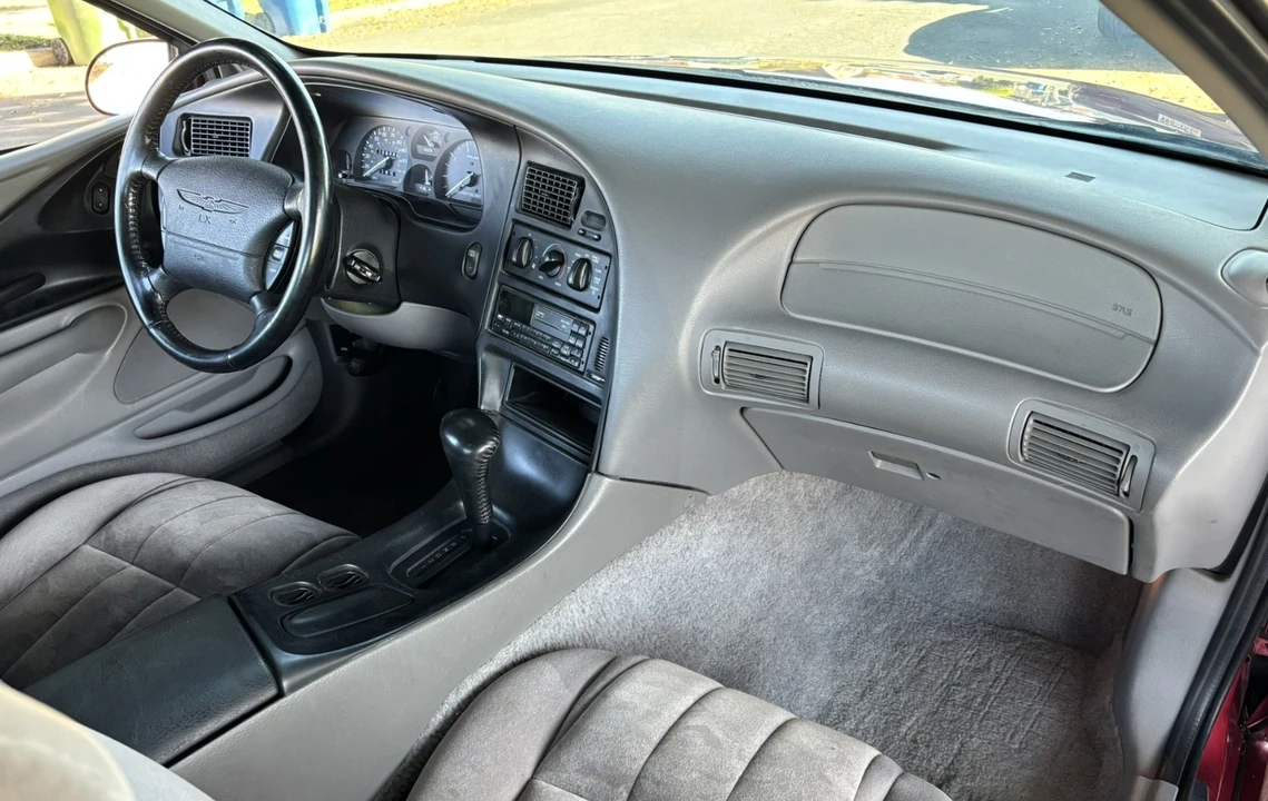 1996 Ford Thunderbird 10th Gen - Image 17 of 20