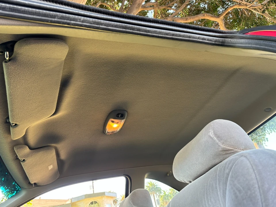 1996 Ford Thunderbird 10th Gen - Image 19 of 20