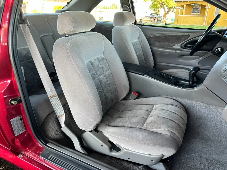 1996 Ford Thunderbird 10th Gen - Image 18 of 20