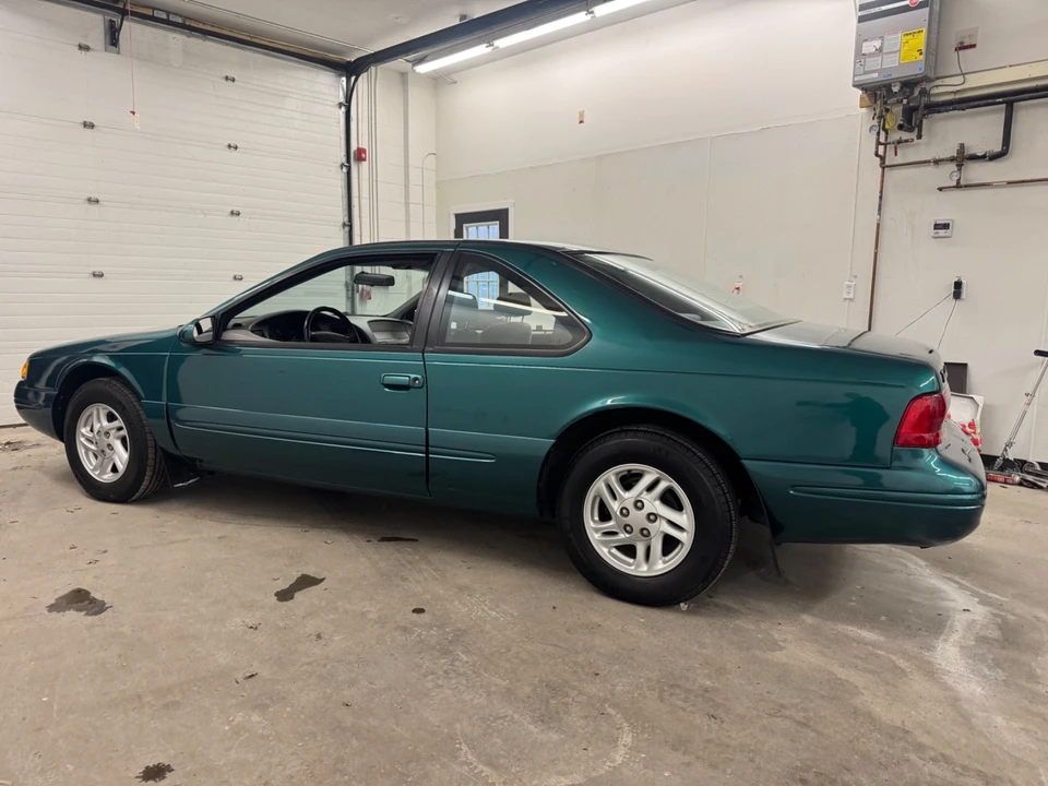 1996 Ford Thunderbird 10th Gen - Image 8 of 21