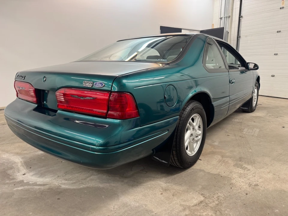 1996 Ford Thunderbird 10th Gen - Image 4 of 21