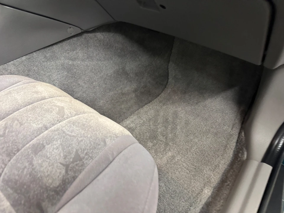 1996 Ford Thunderbird 10th Gen - Image 19 of 21