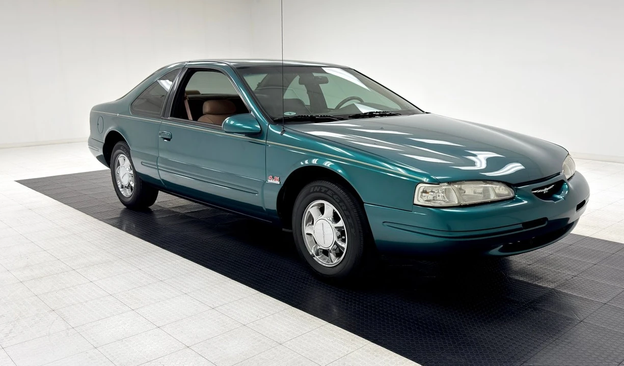 1996 Ford Thunderbird 10th Gen - Image 7 of 12
