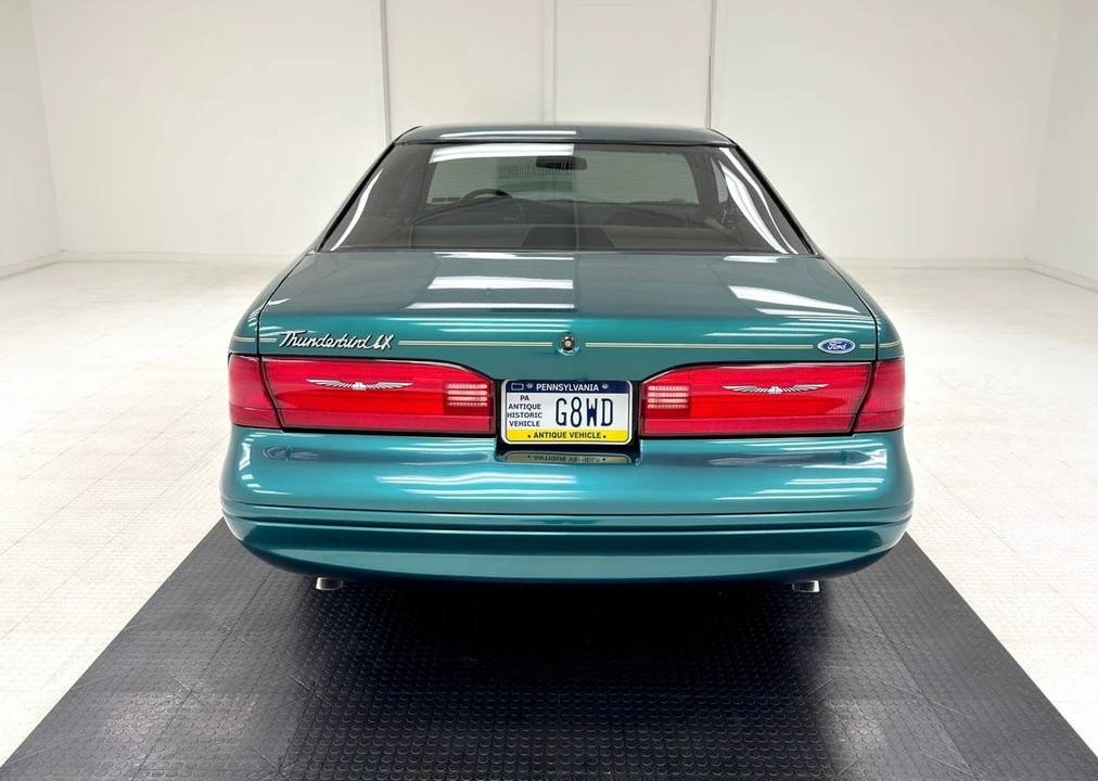 1996 Ford Thunderbird 10th Gen - Image 4 of 12