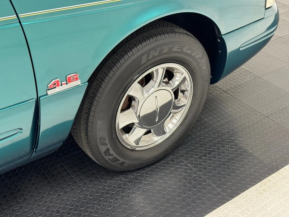 1996 Ford Thunderbird 10th Gen - Image 20 of 21