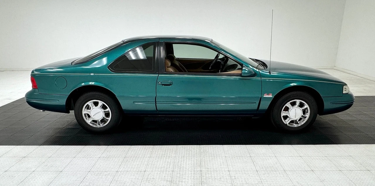 1996 Ford Thunderbird 10th Gen - Image 6 of 12