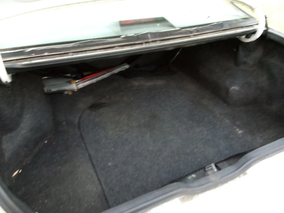 1996 Ford Thunderbird 10th Gen - Image 13 of 21
